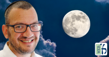Rabbis on the Moon